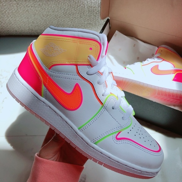 Air jordan mid - Picture 2 of 13